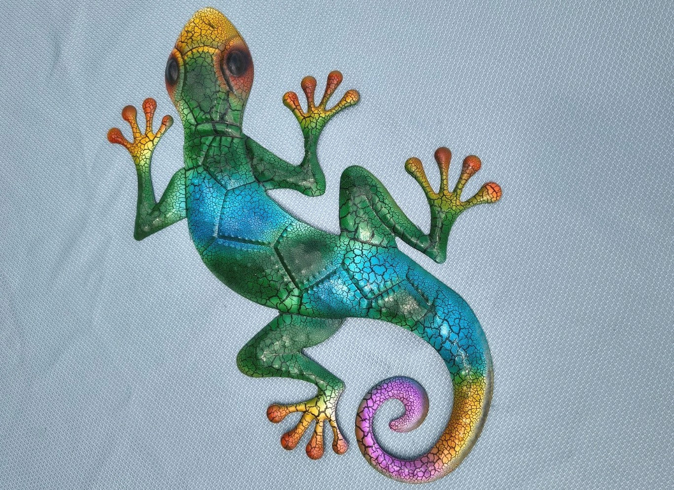 17 Inch Purple and Blue Gecko Lizard Metal Wall Artwork